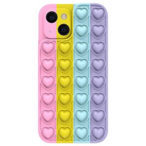 CAPA DE SILICONE POP IT APPLE IPHONE 13 COLORIDO CORAÇÃO DESIGN 4 COM PROTETOR D